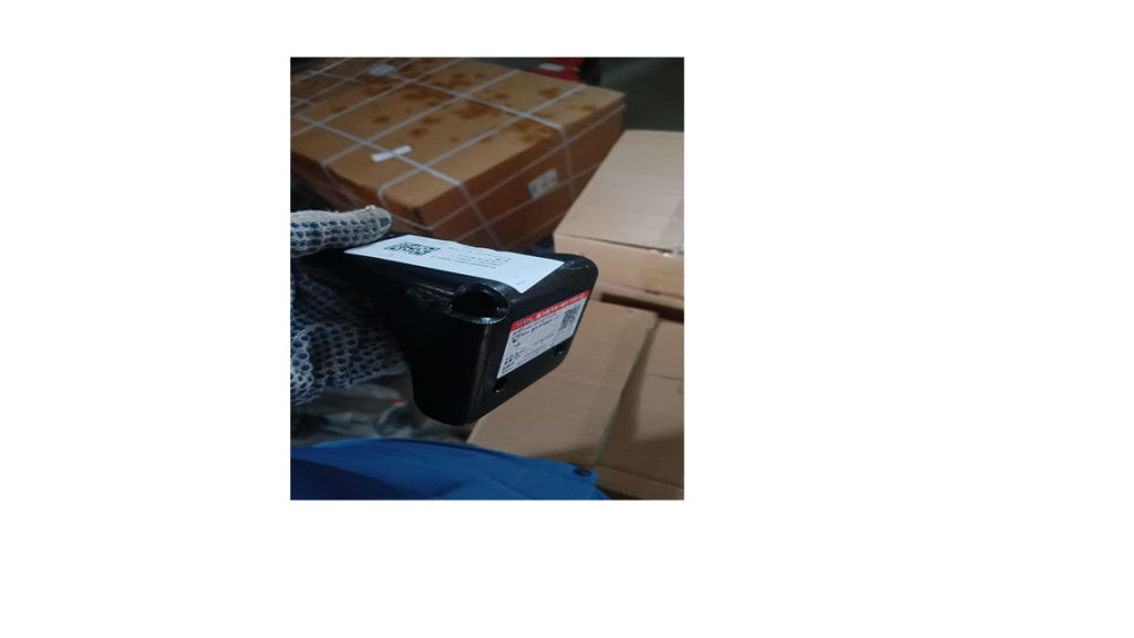 پایه نگهدارنده رام زیر رادیاتور راست دیگنیتی پرستیژ/خرید لوازم یدکی دیگنیتی پرستیژ